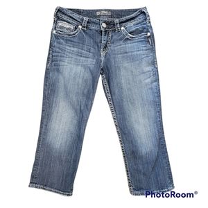 Silver Jeans Suki Flap Pocket Capri Jeans Size 29